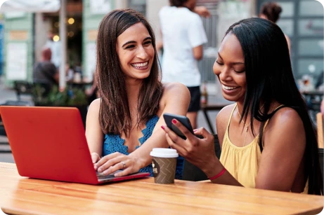 Financia tus compras online
                                    con CrediYa